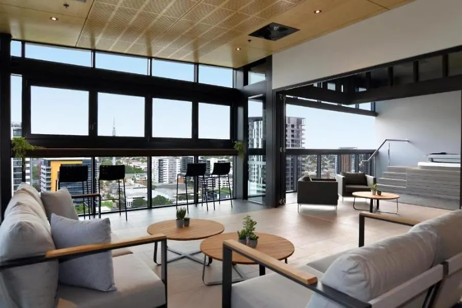 Great Views Pool High Level Boutique Apt With Carpark Brisbane 0*,  Australië