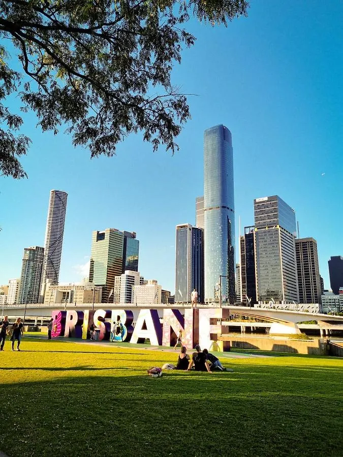Great Views Pool High Level Boutique Apt With Carpark Brisbane 0*,